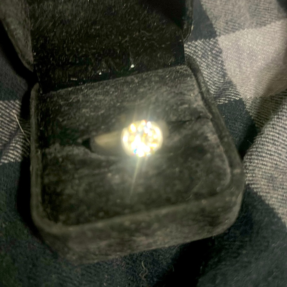 2kt moissanite ring